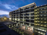 Met Hotel